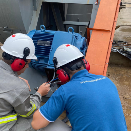 Engenharia Elétrica & Projetos Industriais (450 x 450 px).png